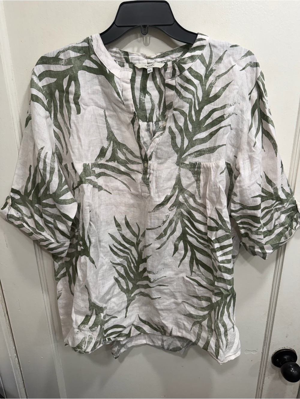 ❤️💜 5 for $20! next White Linen Tunic with Olive Green Leaf Print